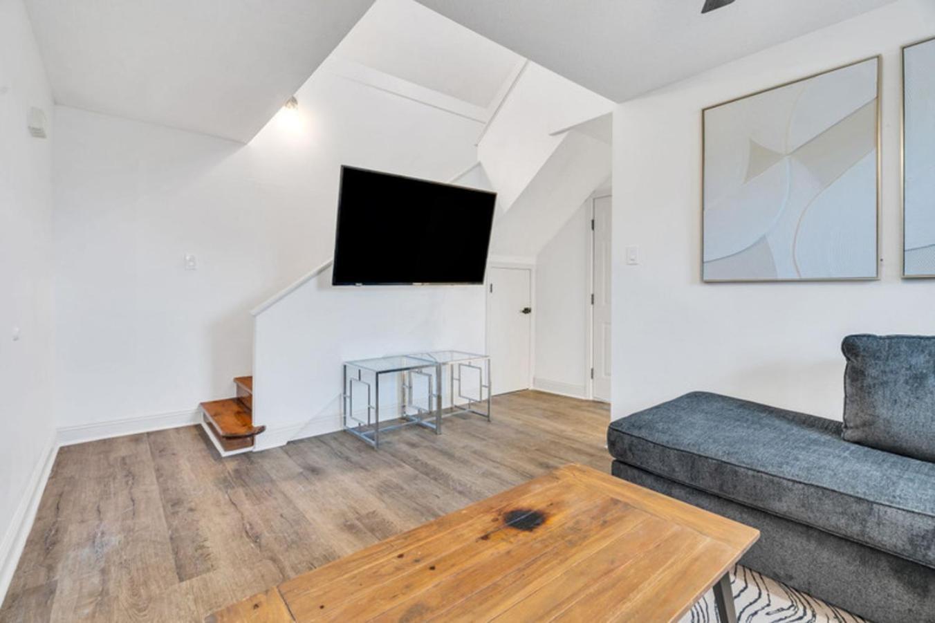 Hotel Mid-city Muse W Pool -spacious 5br Minutes To Fq